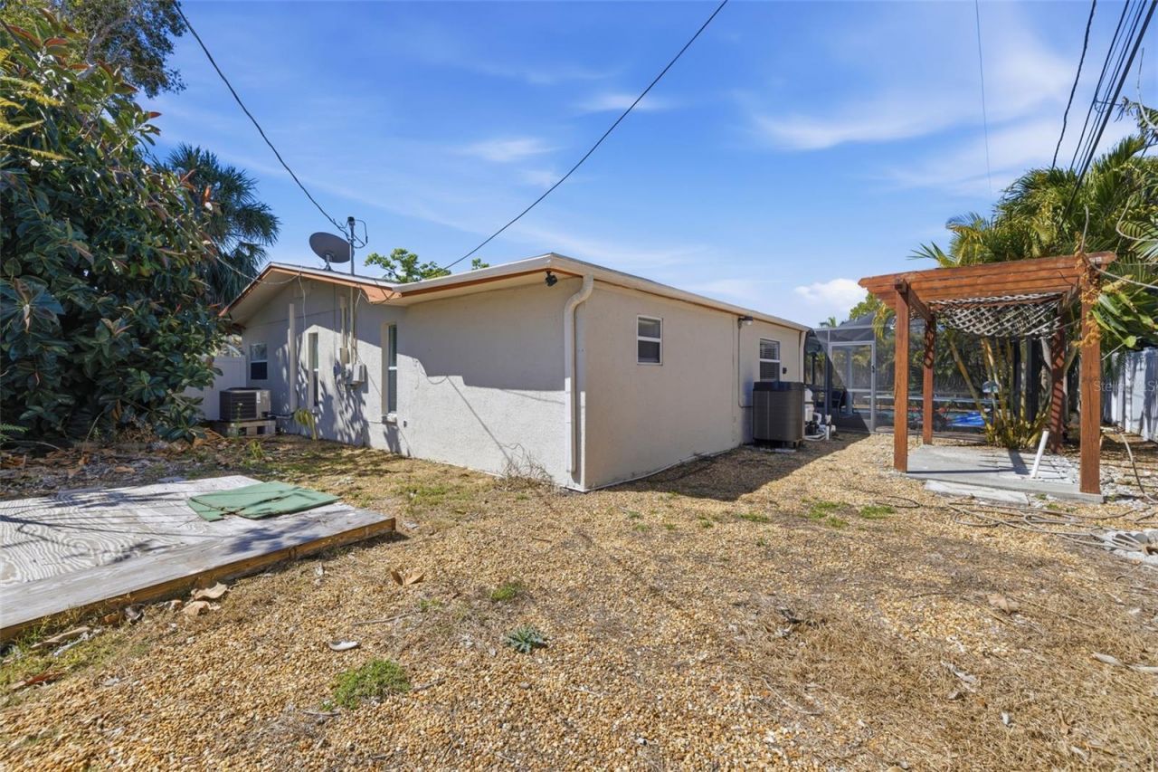 4339 50th Avenue S, Saint Petersburg, FL 33711 Photo