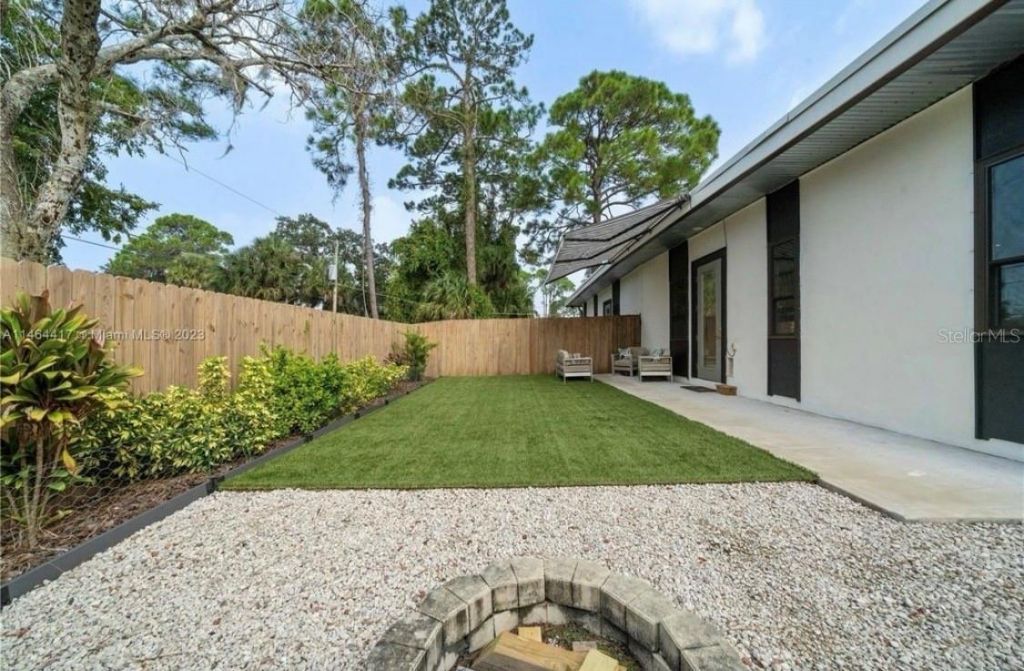 2814 India Palm Drive, Unit 2816, Edgewater, FL 32141 Photo