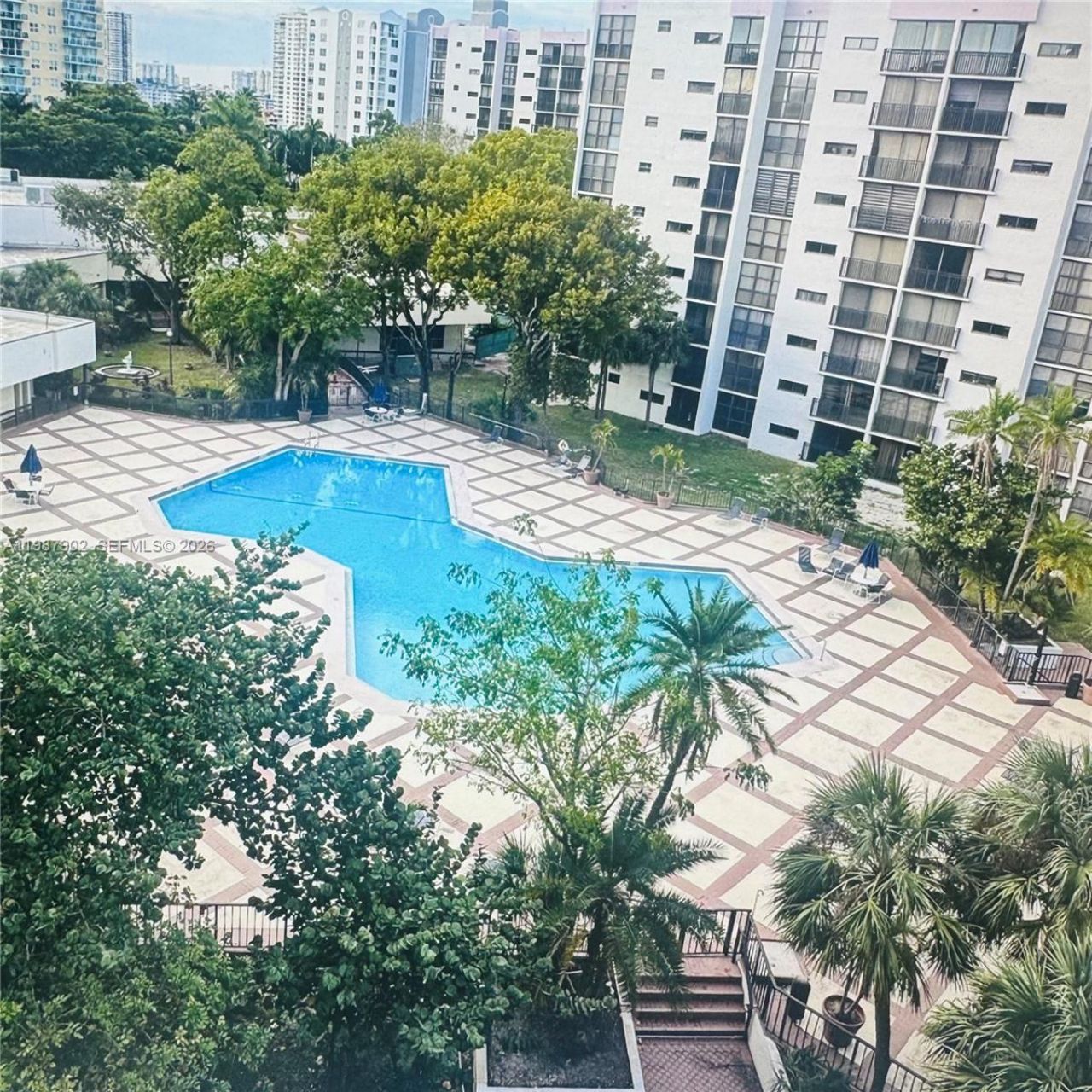 17021 N Bay Rd, Unit 1015, Sunny Isles Beach, FL 33160 Photo