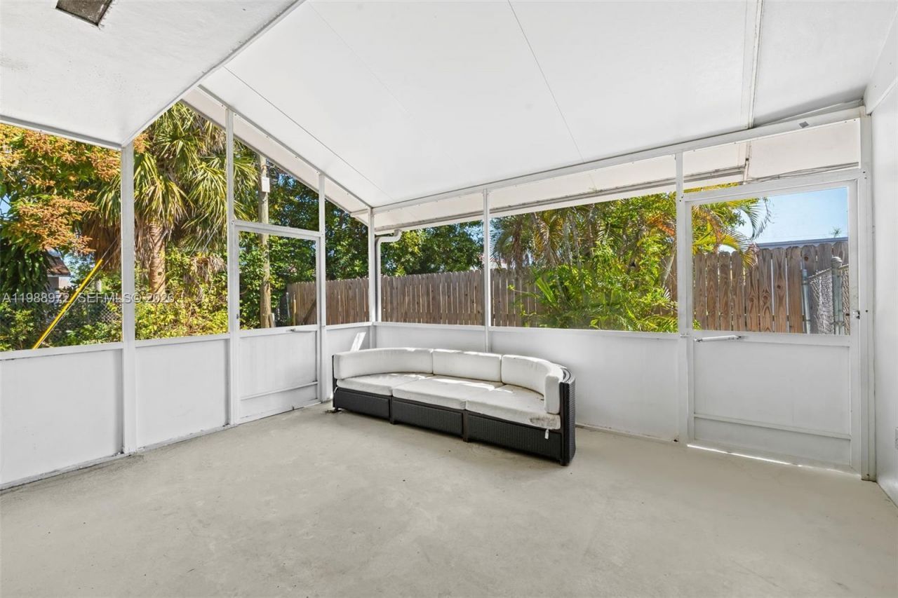 1633 NW 4th St, Boca Raton, FL 33486 Photo