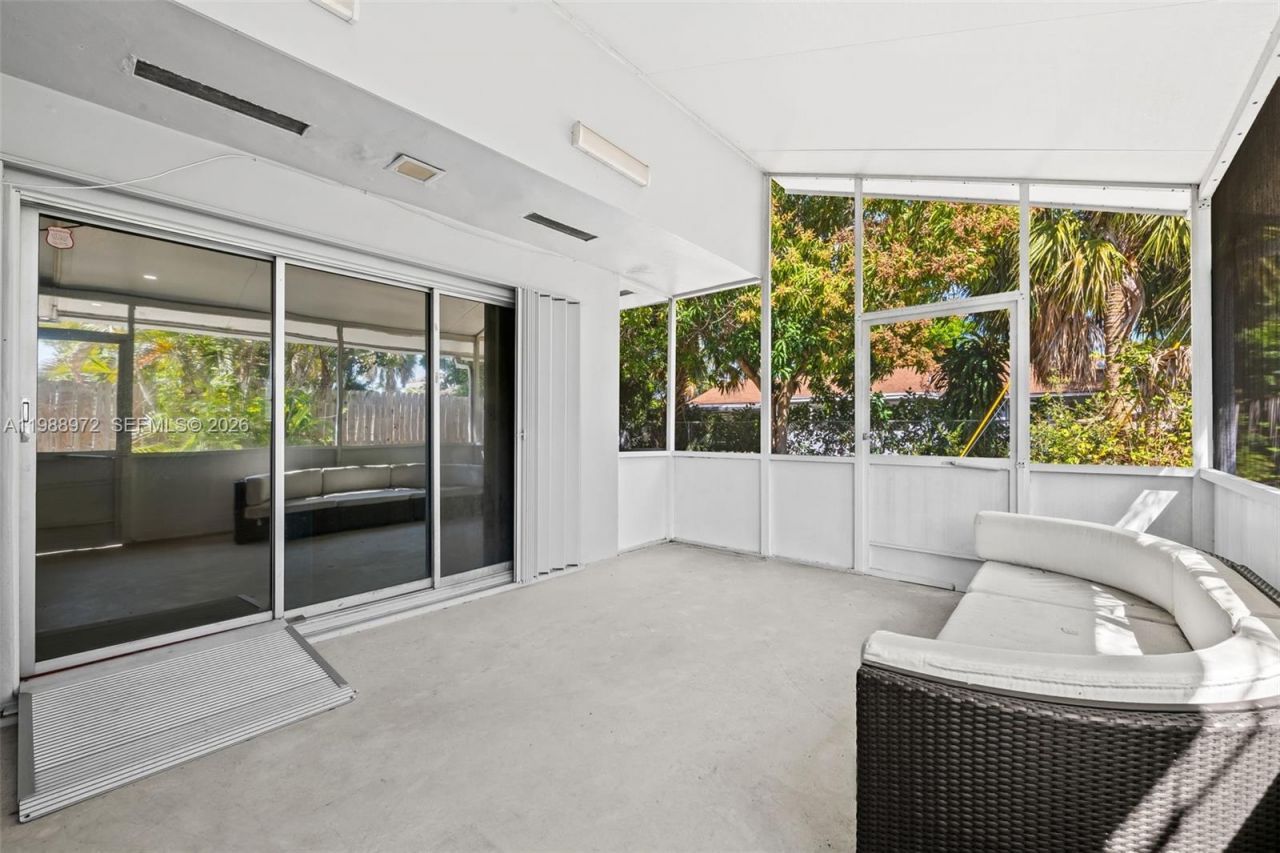 1633 NW 4th St, Boca Raton, FL 33486 Photo