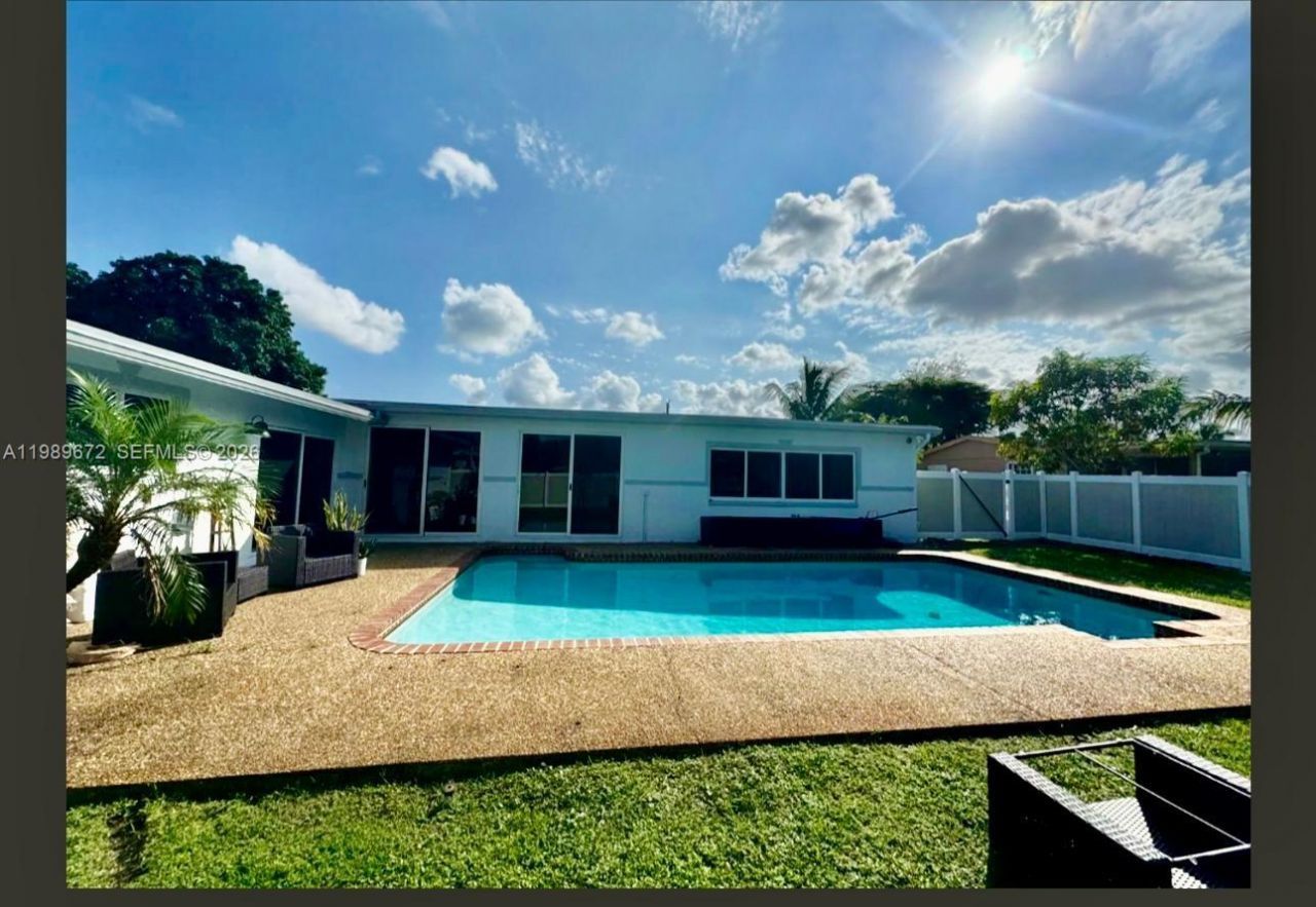 4861 NW 7th St, Plantation, FL 33317 Photo