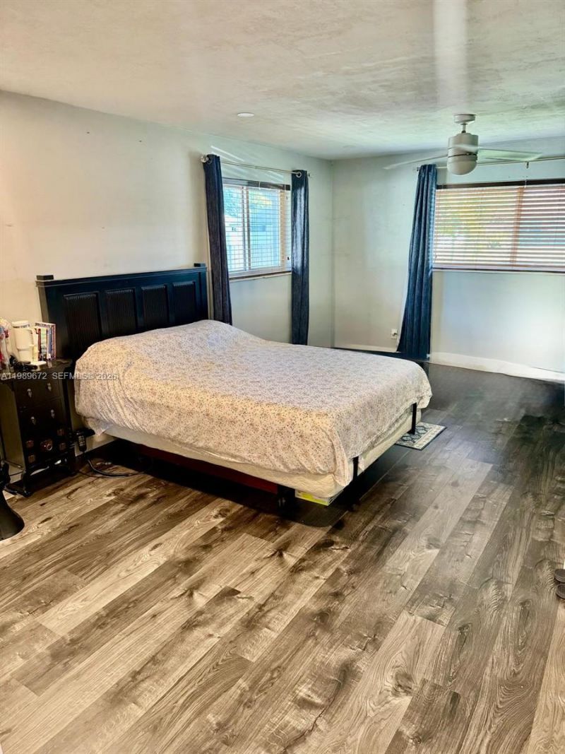 4861 NW 7th St, Plantation, FL 33317 Photo