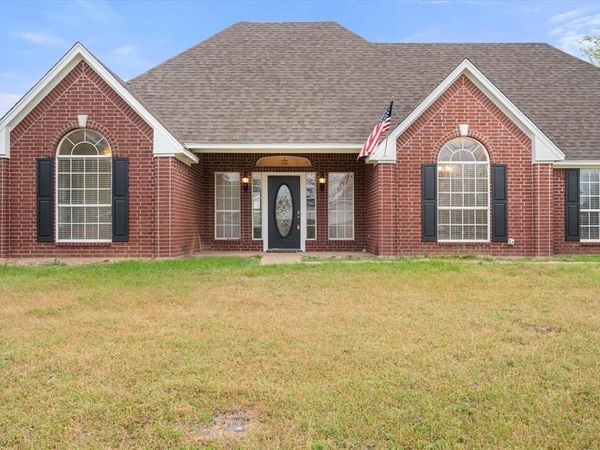 462 Tracy Lane, Fairfield, TX 75840