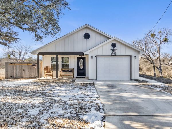 1706 Redwood Drive, Granite Shoals, TX 78654