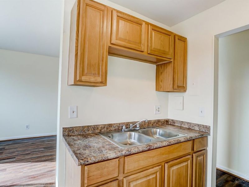 1668 Glen Parker Avenue, Cincinnati, OH 45223 Photo 10