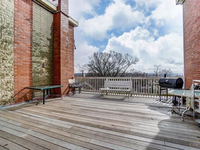 1668 Glen Parker Avenue, Cincinnati, OH 45223 Photo 23