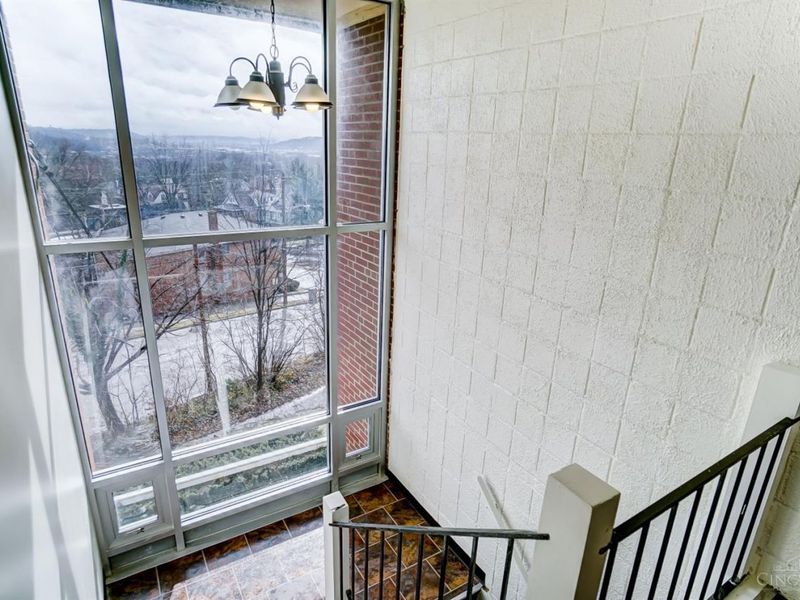 1668 Glen Parker Avenue, Cincinnati, OH 45223 Photo 5