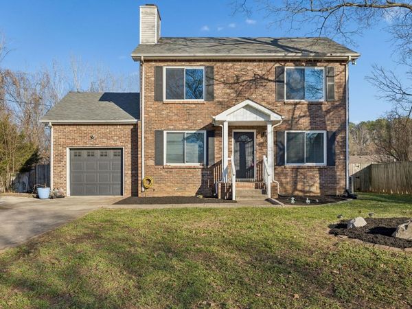 342 Brook Mead Dr, Clarksville, TN 37042
