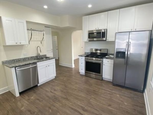 3 Orchard St, Unit 3, Newton, MA 02458