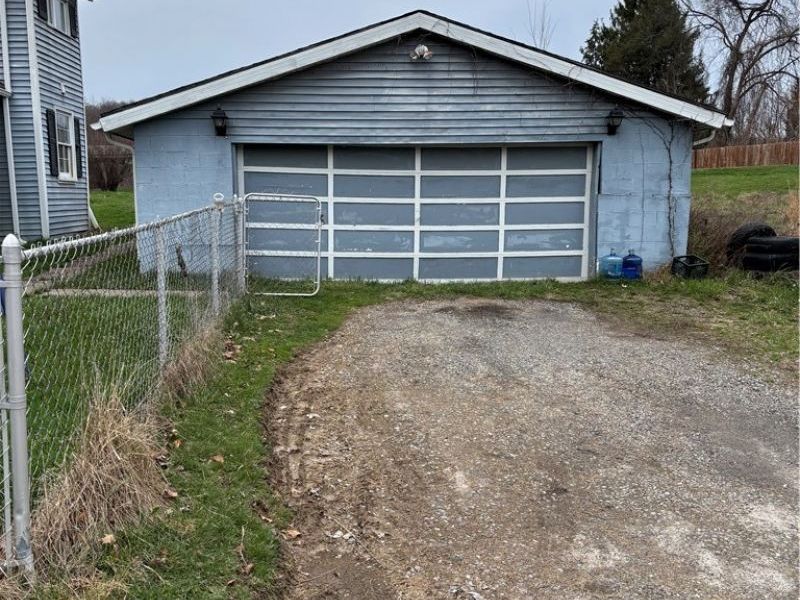 153 Beechwood Street, East Liverpool, OH 43920 Photo 2