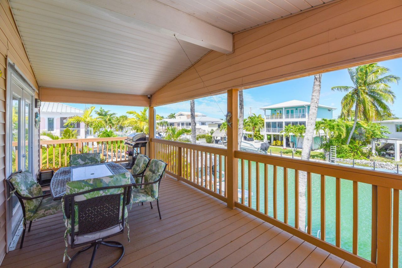 1011 E Caribbean Drive, Summerland Key, FL 33042 Photo