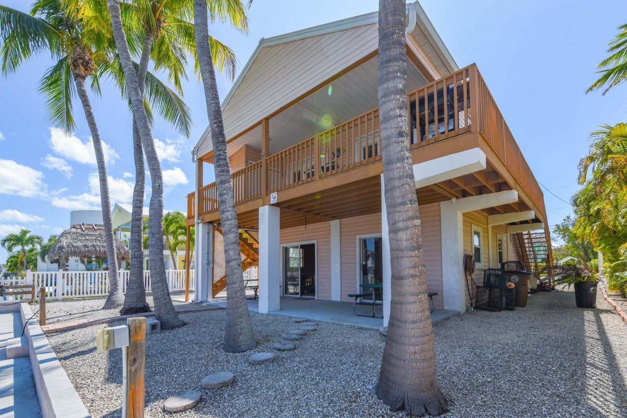 1011 E Caribbean Drive, Summerland Key, FL 33042 Photo