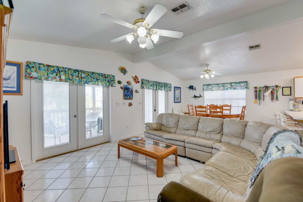1011 E Caribbean Drive, Summerland Key, FL 33042 Photo