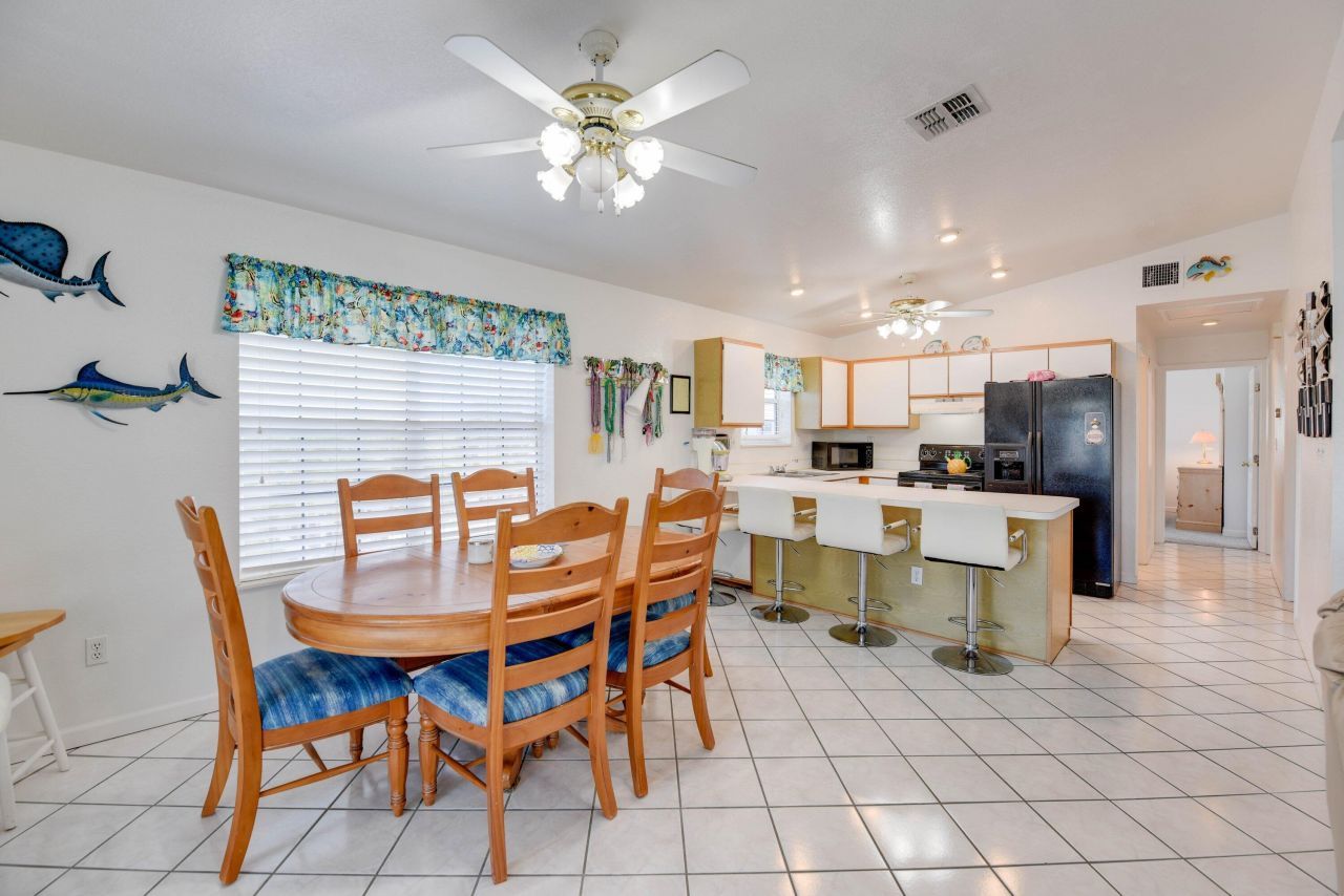 1011 E Caribbean Drive, Summerland Key, FL 33042 Photo