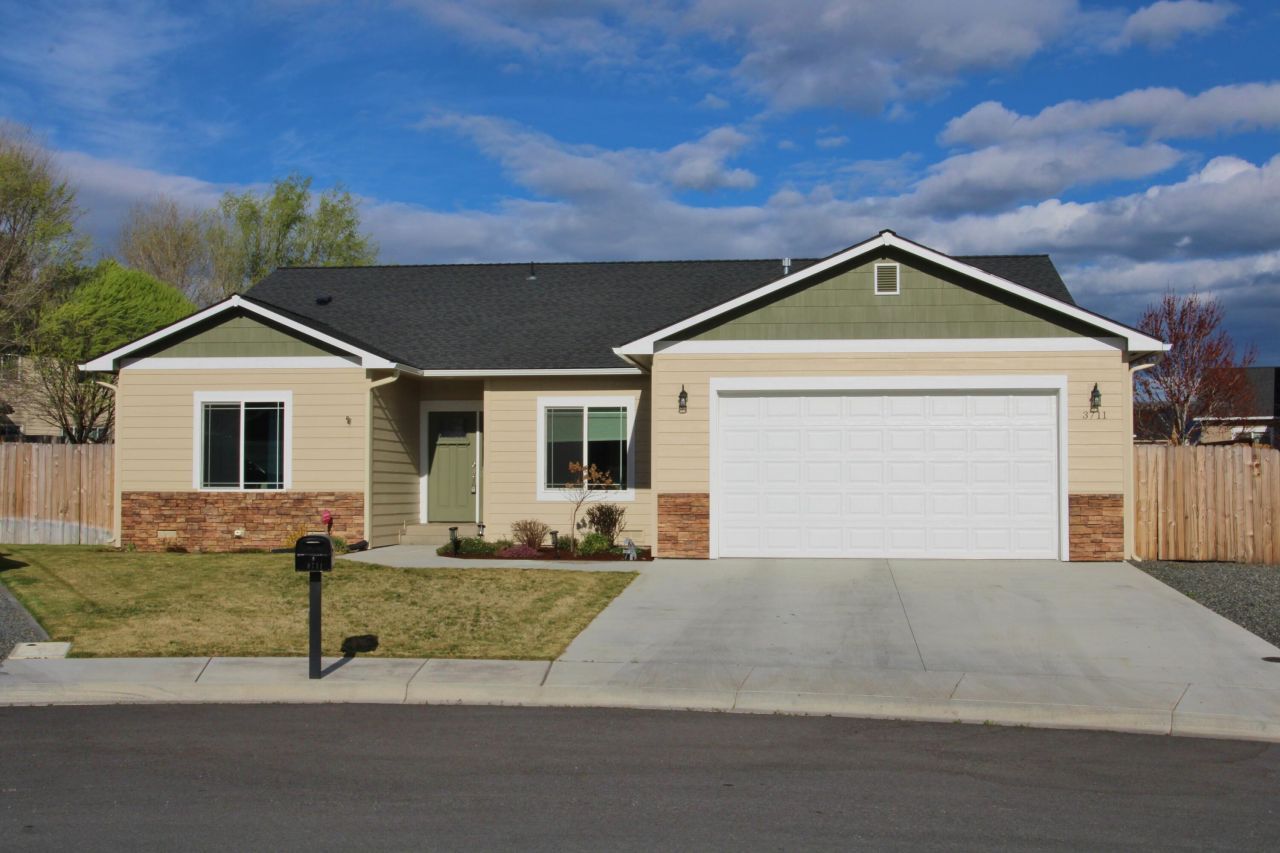 3711 Valinda Way Klamath Falls, OR 97603