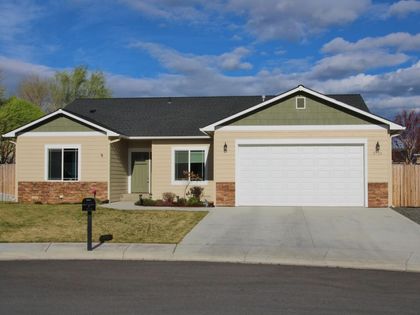 3711 Valinda Way Klamath Falls, OR 97603