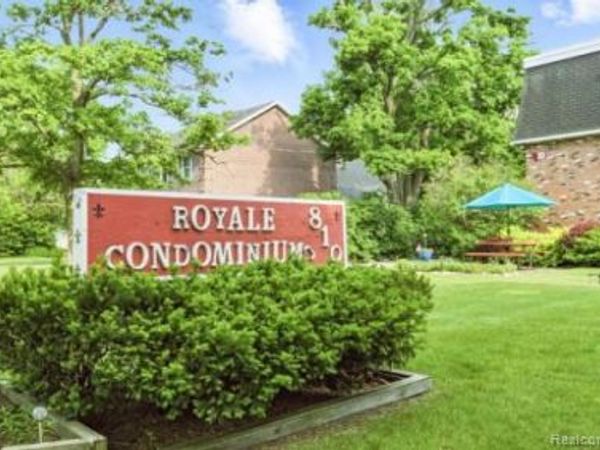 810 Holland Avenue, Port Huron, MI 48060