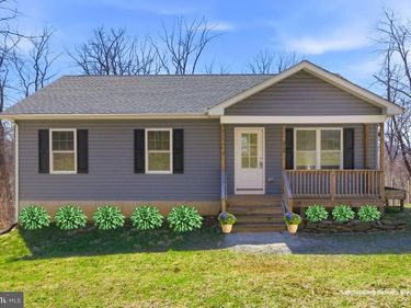 210 GAYLES, FRONT ROYAL, VA 22630