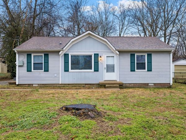 236 Tobacco Rd , Clarksville, TN 37042