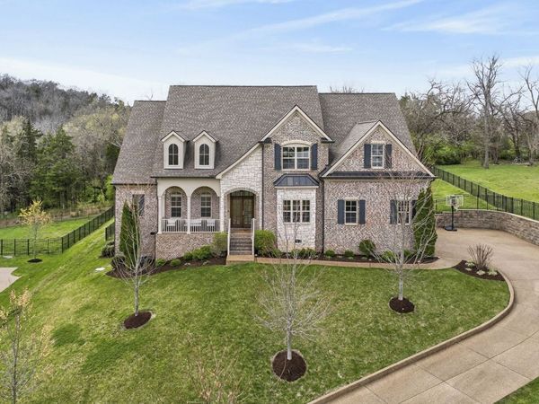 1885 Barnstaple Ln, Brentwood, TN 37027
