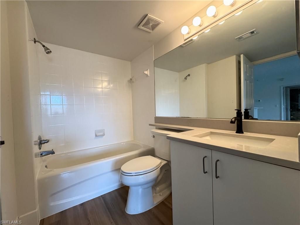 1830 Florida Club Cir, Unit 4304, Naples, FL 34112 Photo