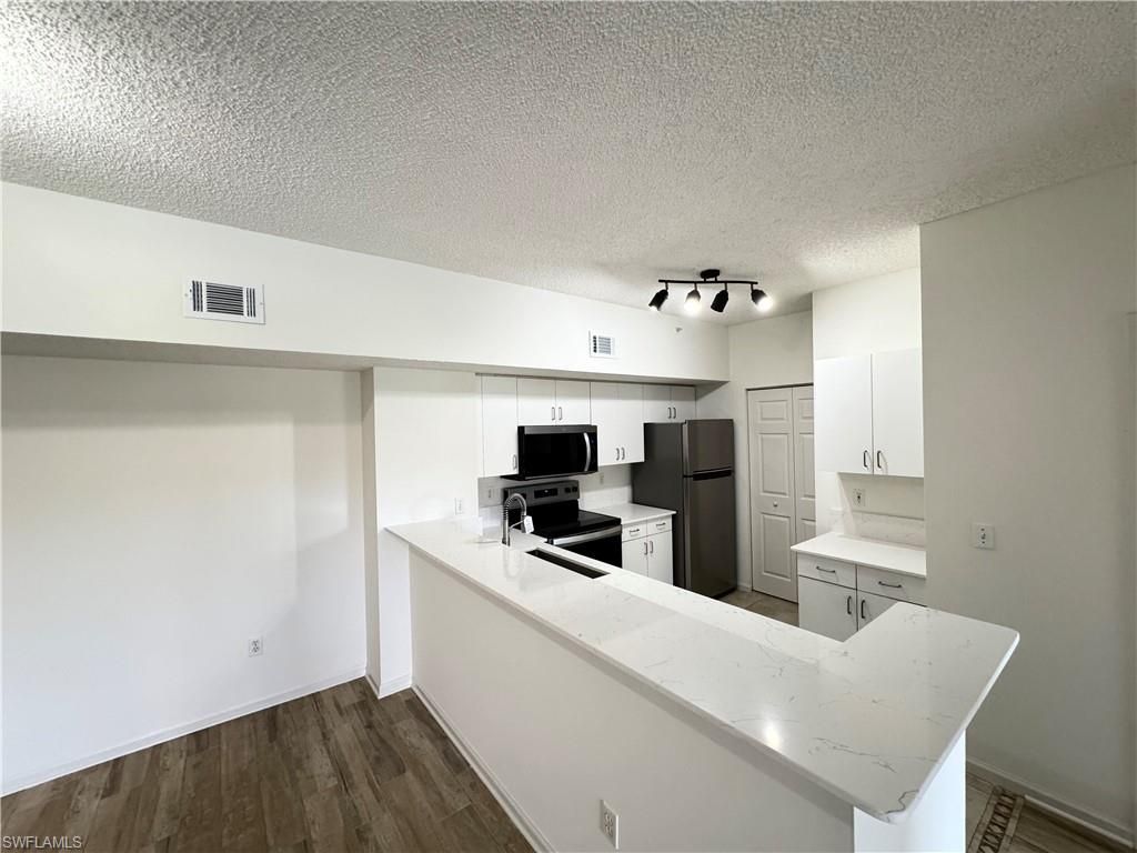 1830 Florida Club Cir, Unit 4304, Naples, FL 34112 Photo