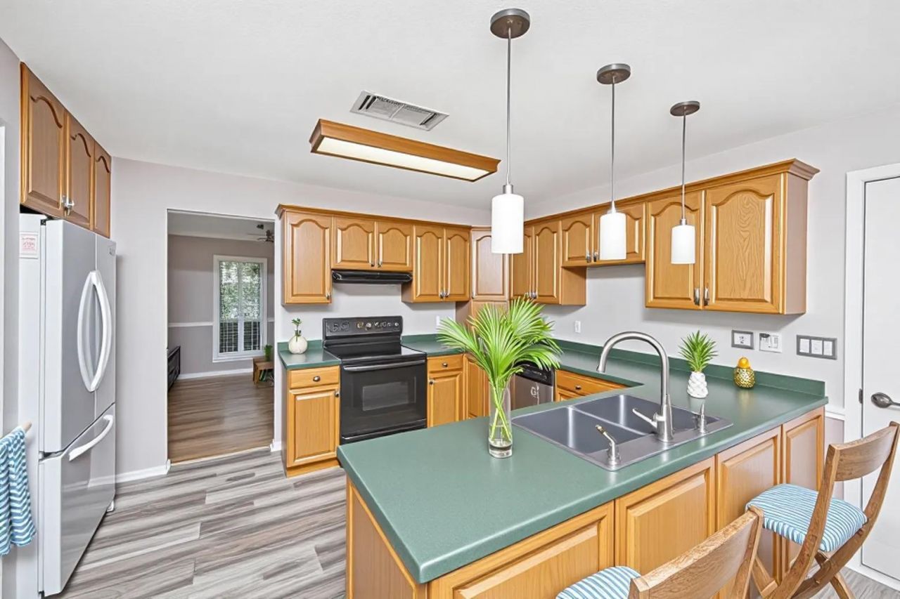 2228 Rivermont Place Photo 10