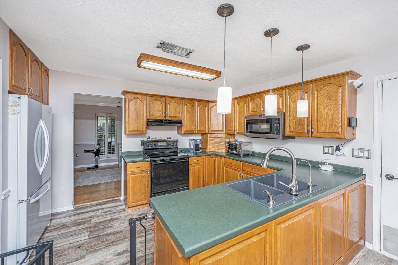 2228 Rivermont Place Photo 11