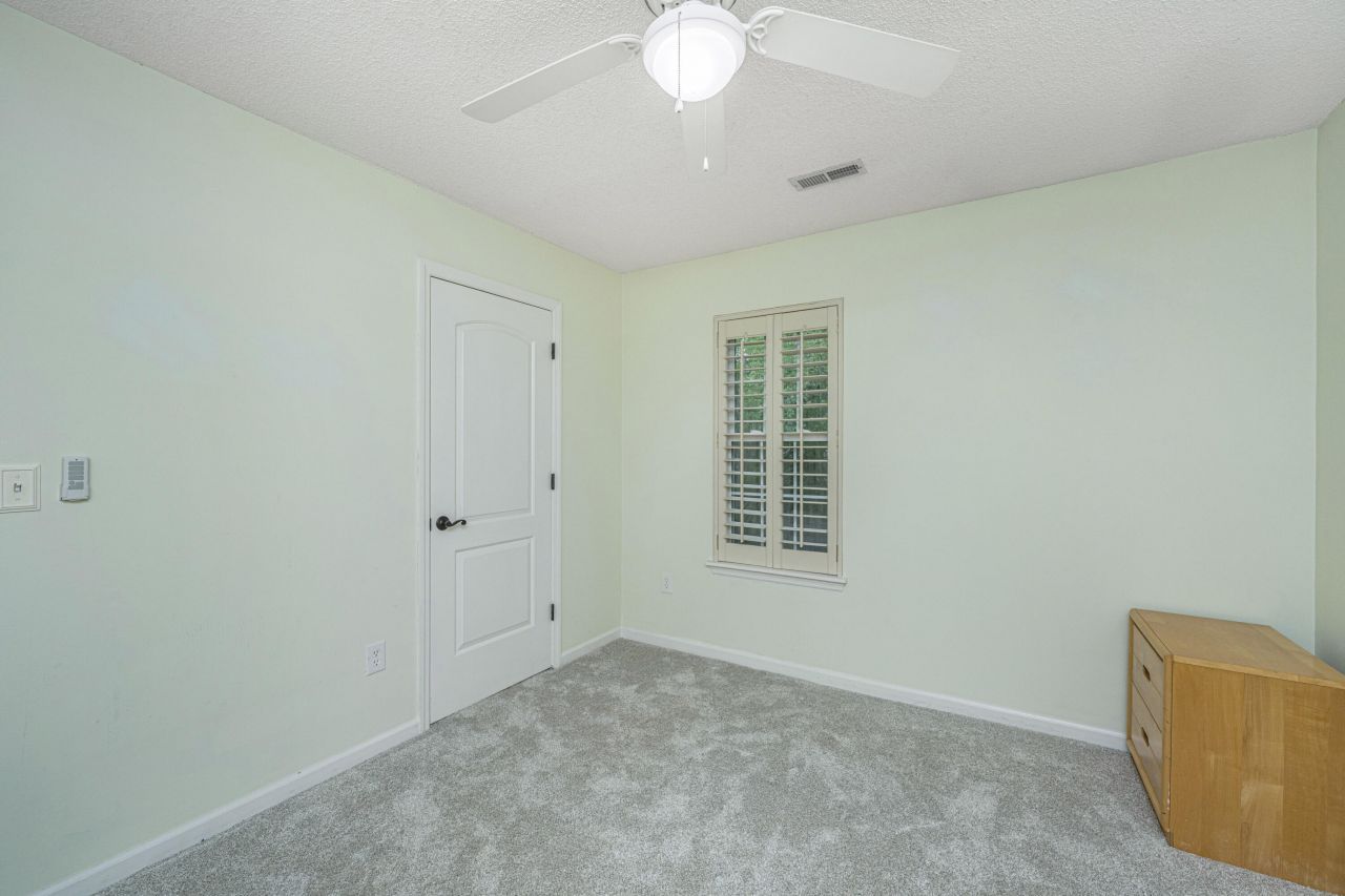 2228 Rivermont Place Photo 36