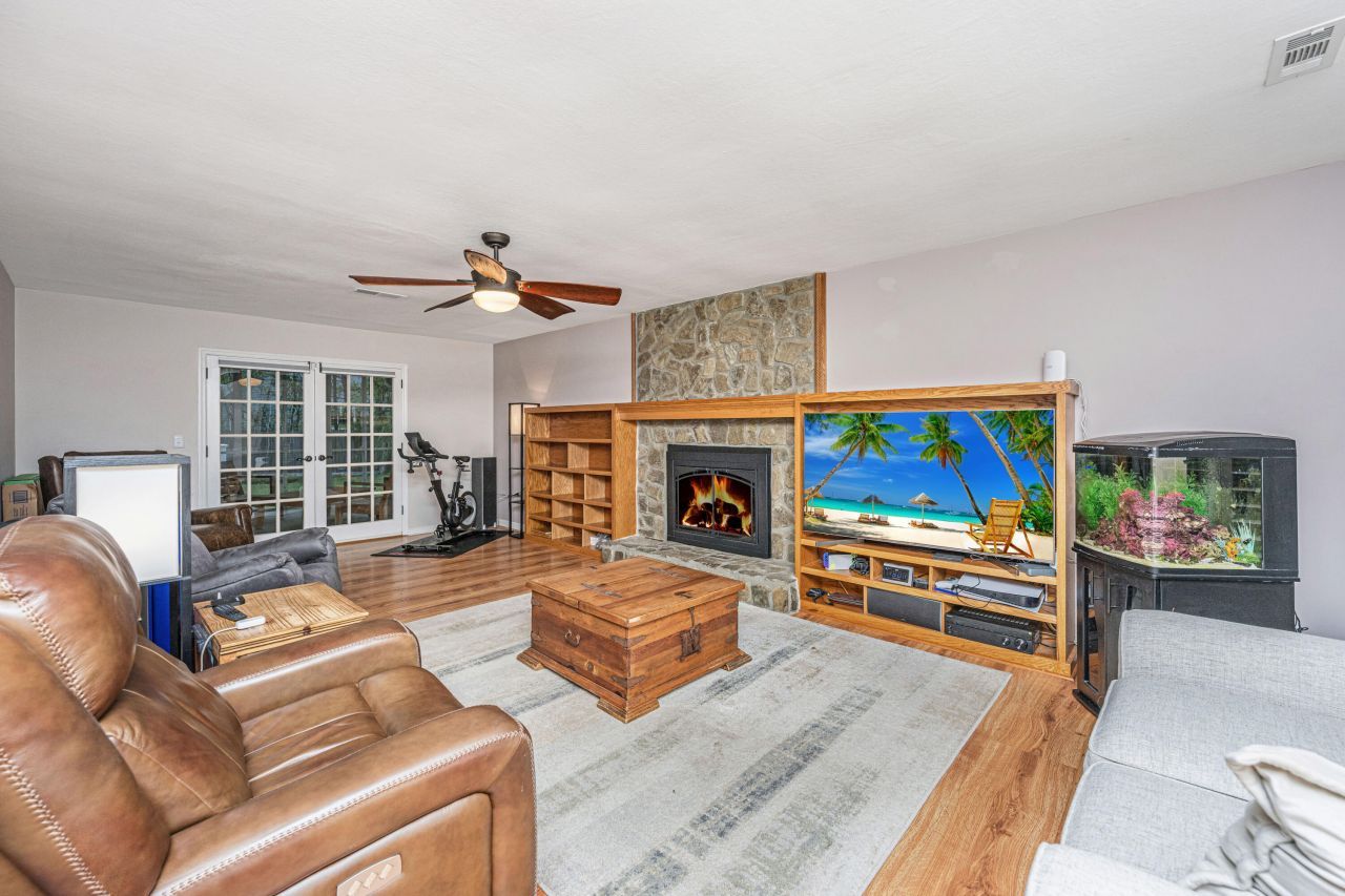 2228 Rivermont Place Photo 6