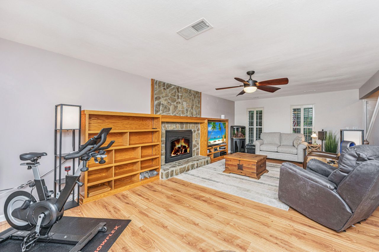 2228 Rivermont Place Photo 7