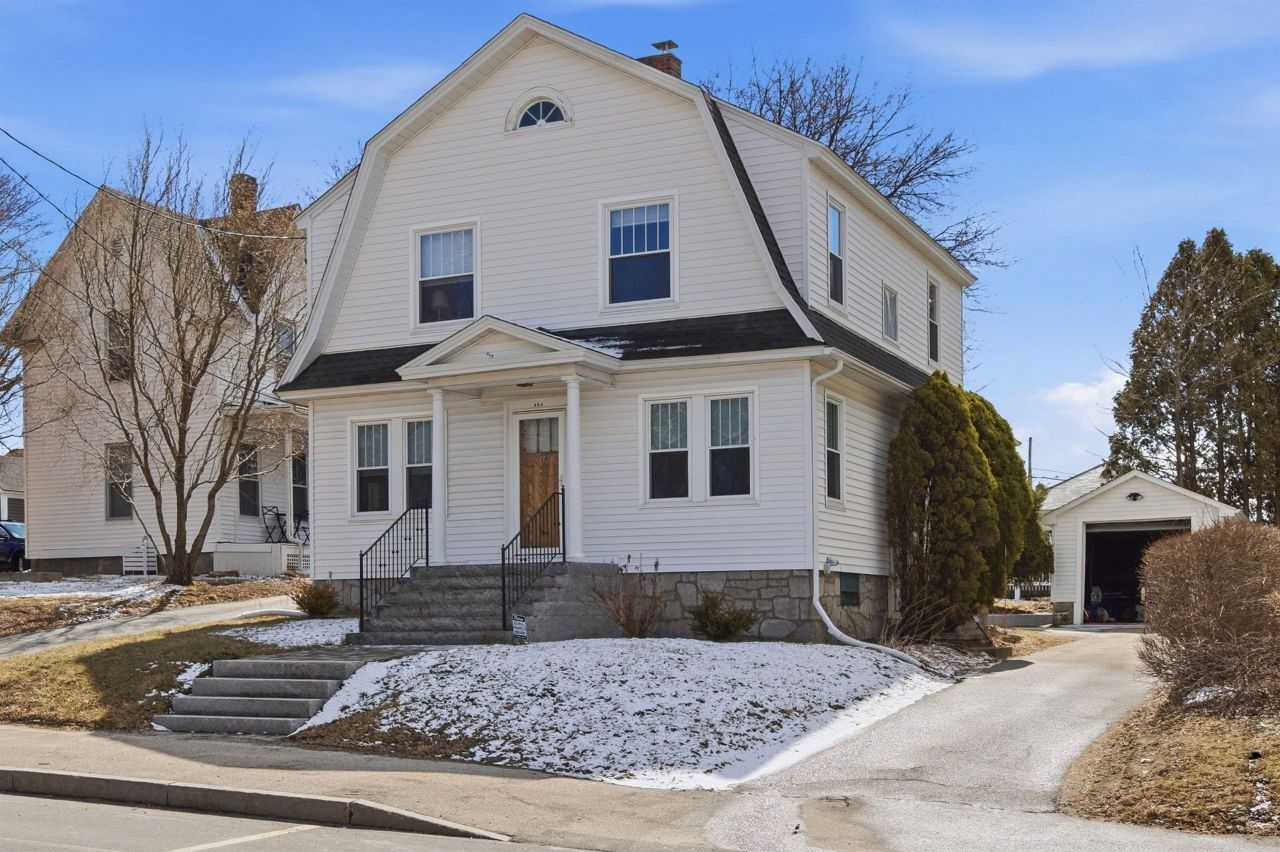 467 Bridge Street, Manchester, NH 03104 Main Photo