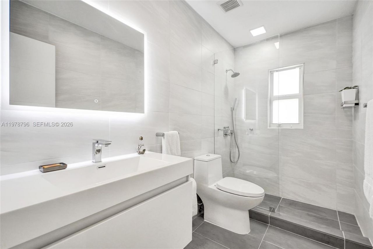 55 NW 92nd St, Miami Shores, FL 33150 Photo