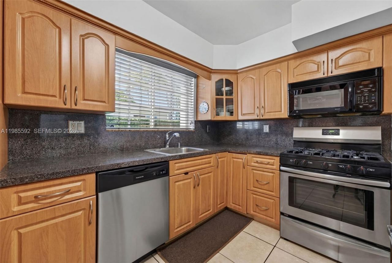 9440 SW 54th St, Miami, FL 33165 Photo