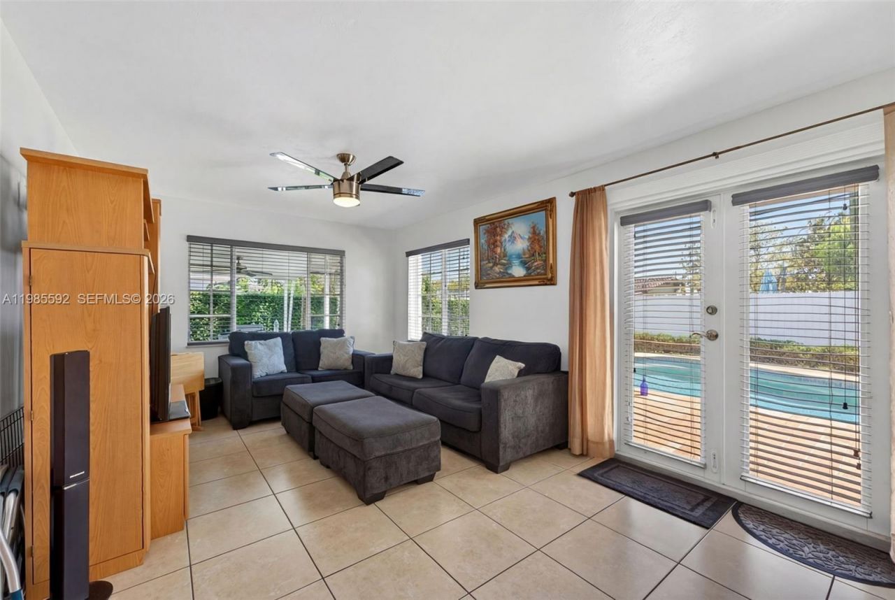 9440 SW 54th St, Miami, FL 33165 Photo