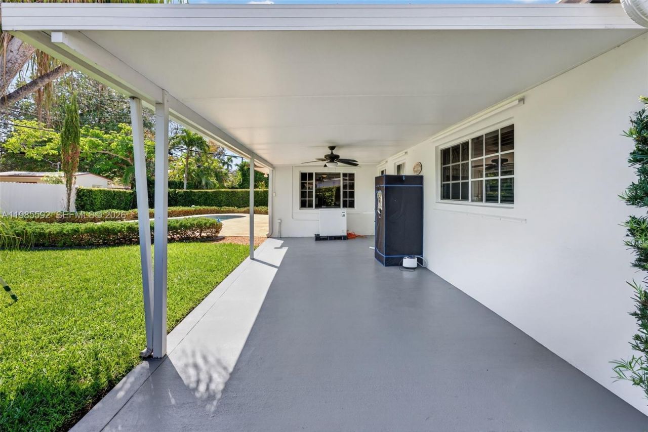 9440 SW 54th St, Miami, FL 33165 Photo