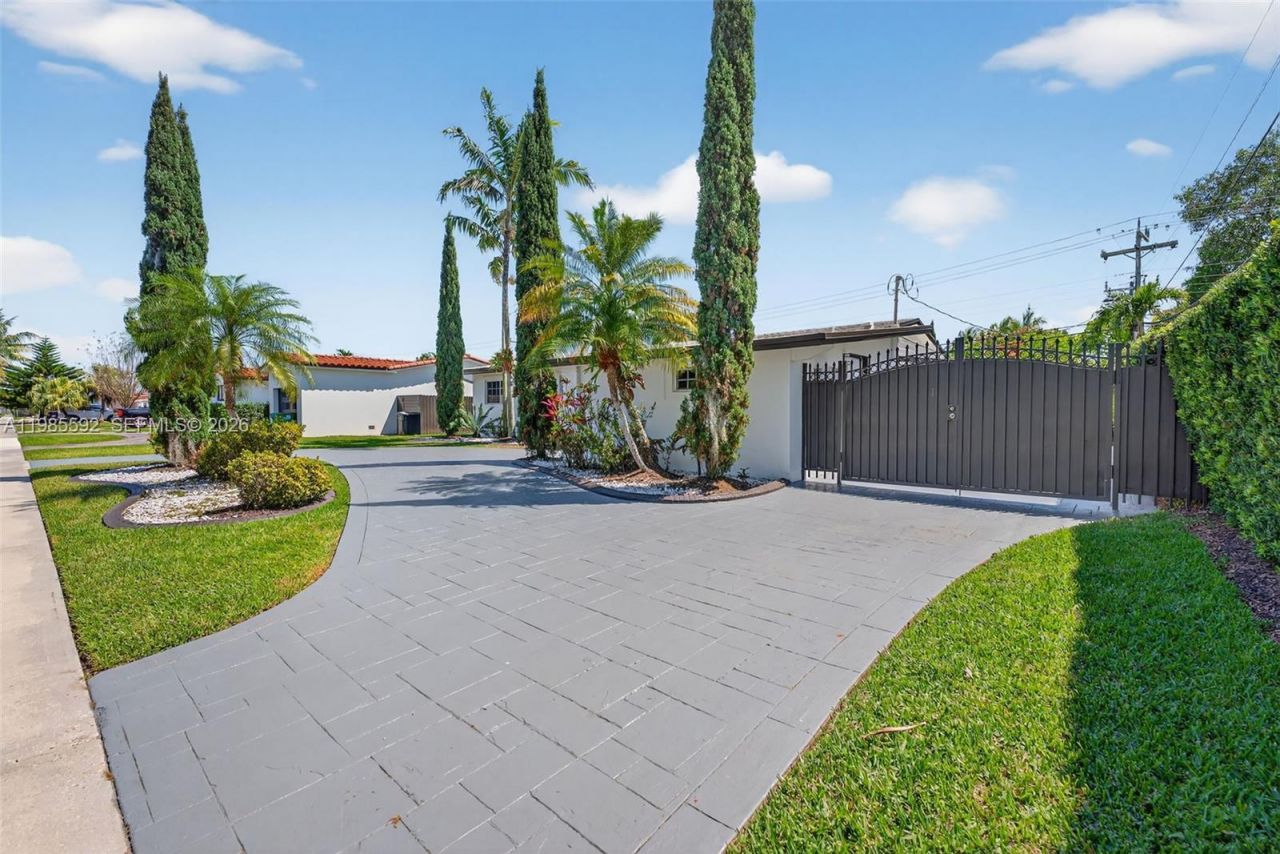 9440 SW 54th St, Miami, FL 33165 Photo