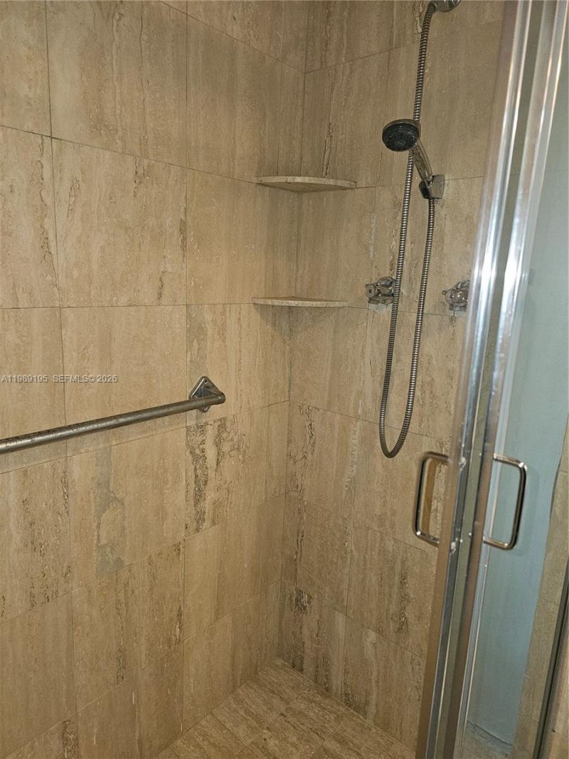 20400 W Country Club Dr, Unit 601, Aventura, FL 33180 Photo