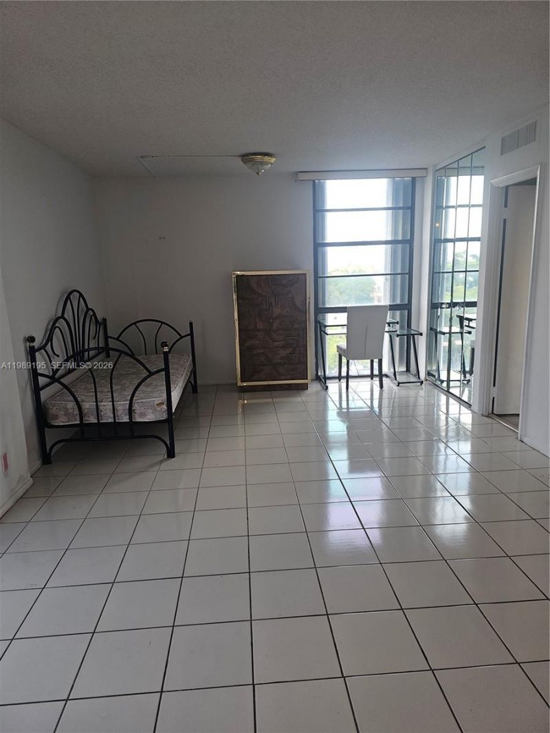 20400 W Country Club Dr, Unit 601, Aventura, FL 33180 Photo