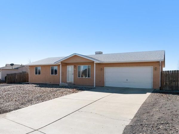 629 S Aguilar Dr, Pueblo, CO 81007