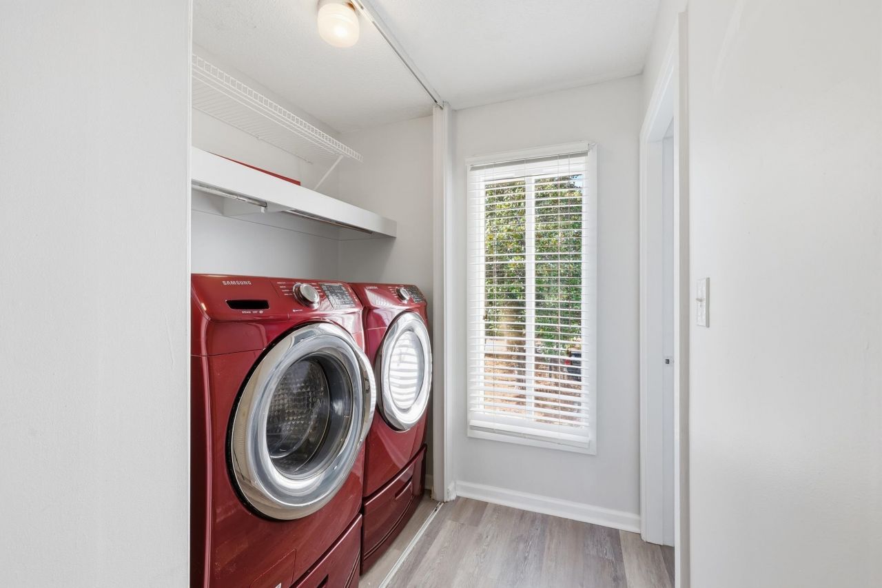 1100 Wedge Way Photo 8