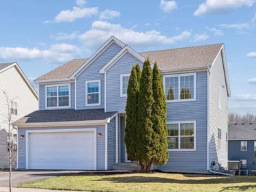 7684 Fountain Lane N, Maple Grove, MN 55311