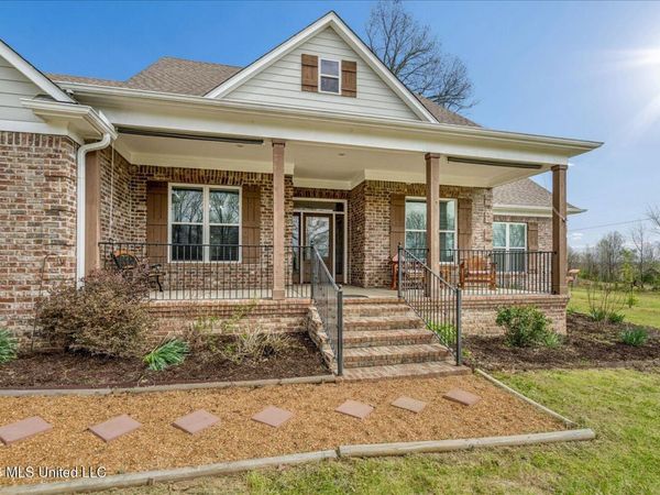 1040 Box Corner Road, Byhalia, MS 38611