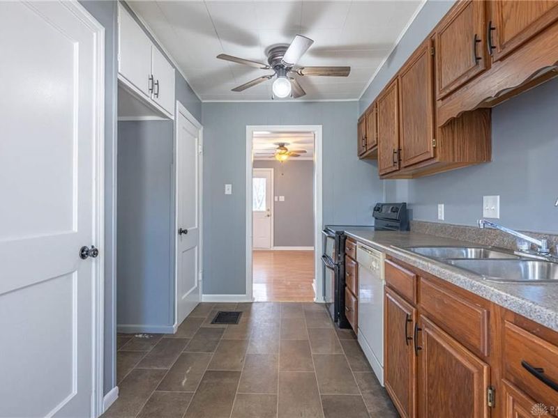 119 Morehead Street, Troy, OH 45373 Photo 10