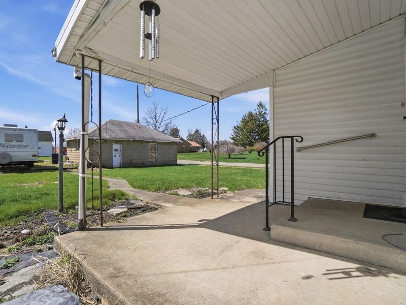 209 S East Street, New Holland, OH 43145 Photo 25