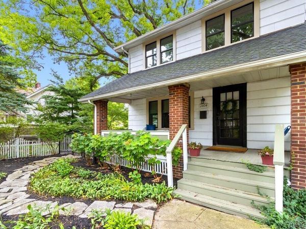2804 Indianola Avenue, Columbus, OH 43202