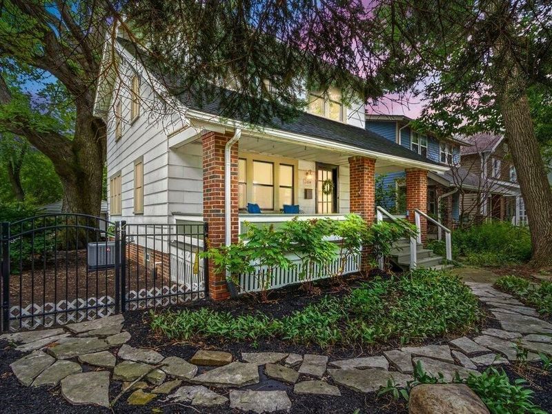 2804 Indianola Avenue, Columbus, OH 43202 Photo 2