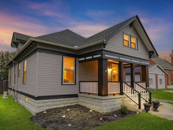 94 W Waterloo Street, Canal Winchester, OH 43110