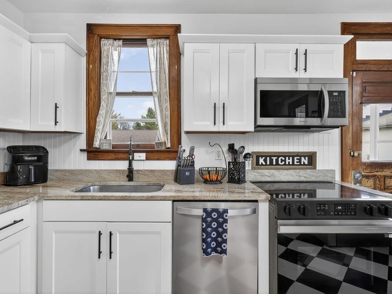 94 W Waterloo Street, Canal Winchester, OH 43110 Photo 7